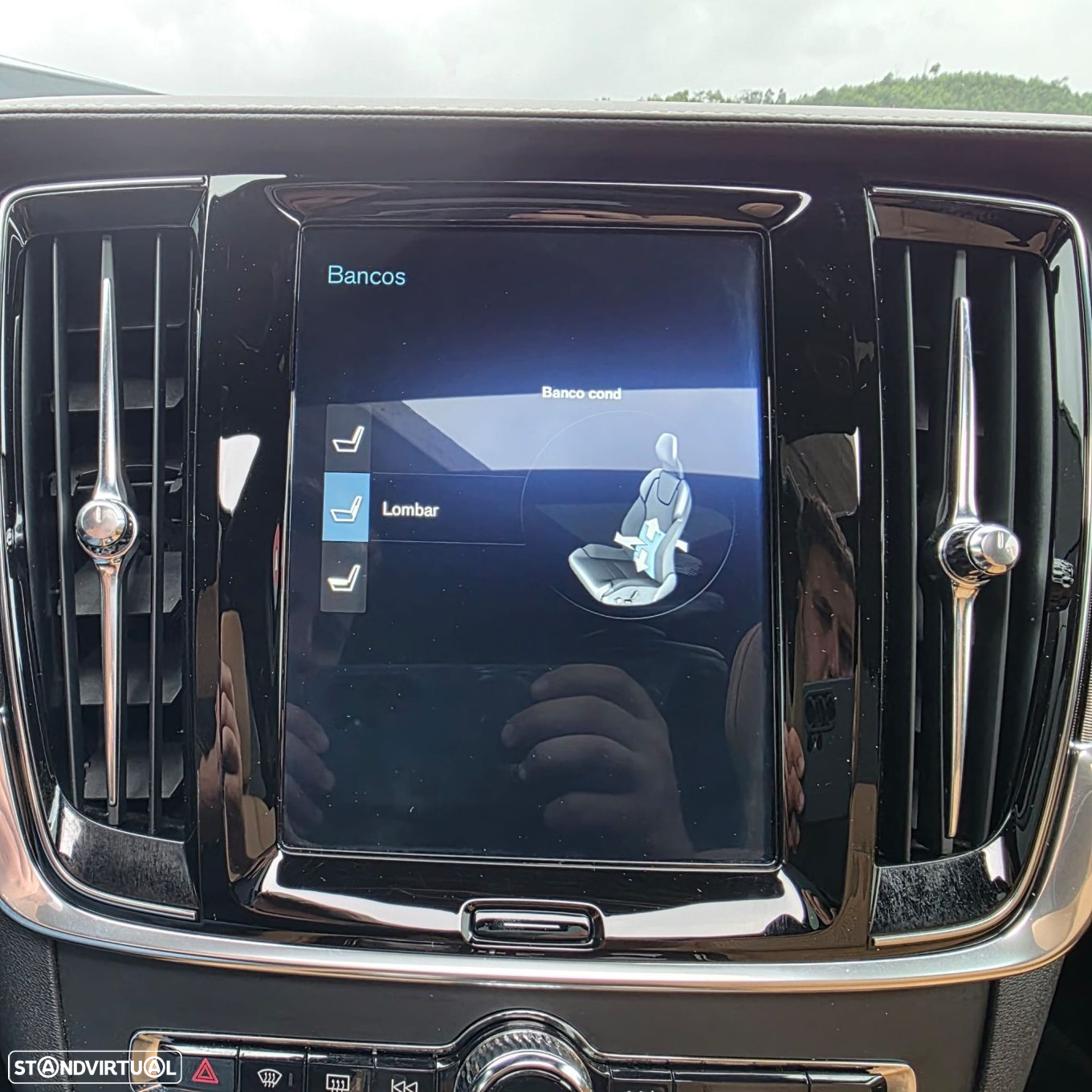 Volvo V90 2.0 T8 Inscription AWD Geartronic - 33