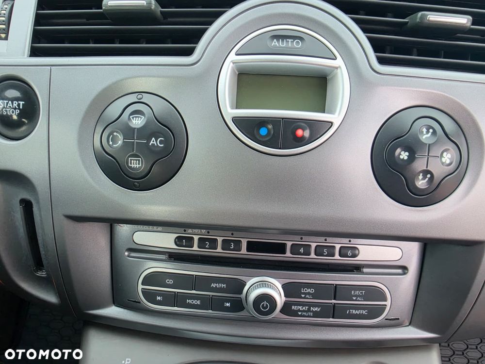 Renault Grand Scenic 2.0 16V Exception - 13