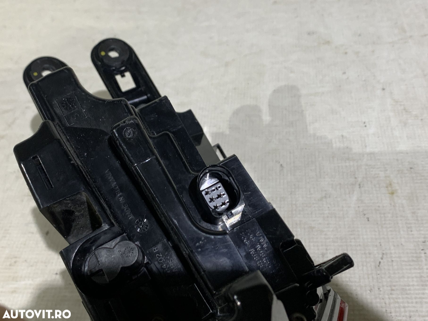 Lampa stop dreapta pe aripa, Skoda Enyaq, 2021, 2022, 2023, 2024, cod origine OE 5LA945208A. - 3