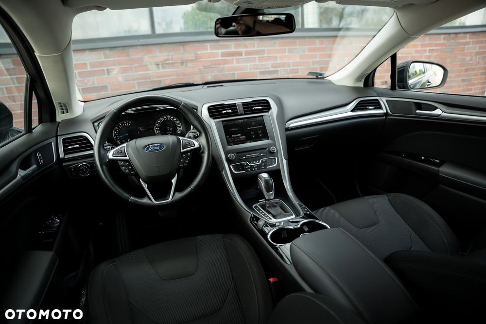 Ford Mondeo 2.0 TDCi Titanium PowerShift - 27
