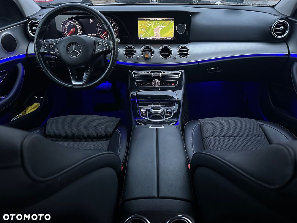 Mercedes-Benz Klasa E - 12