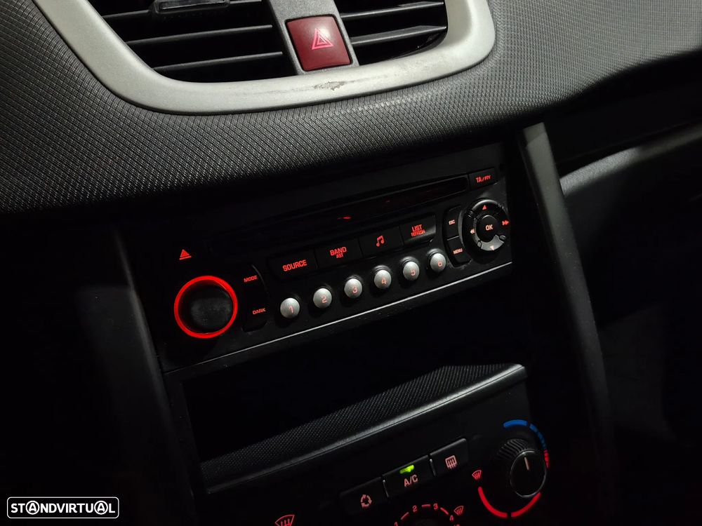 Peugeot 207 1.4 VTi Active - 10