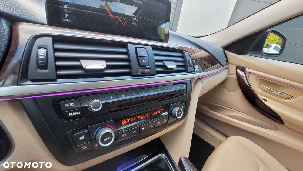 BMW Seria 3 328i xDrive - 21