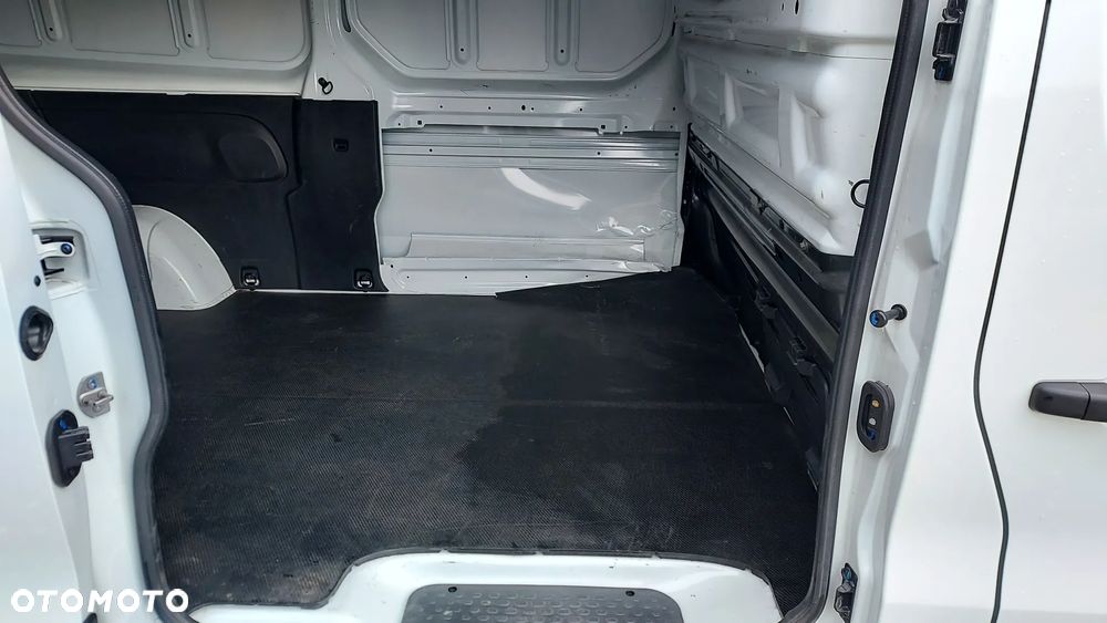 Renault Trafic - 13