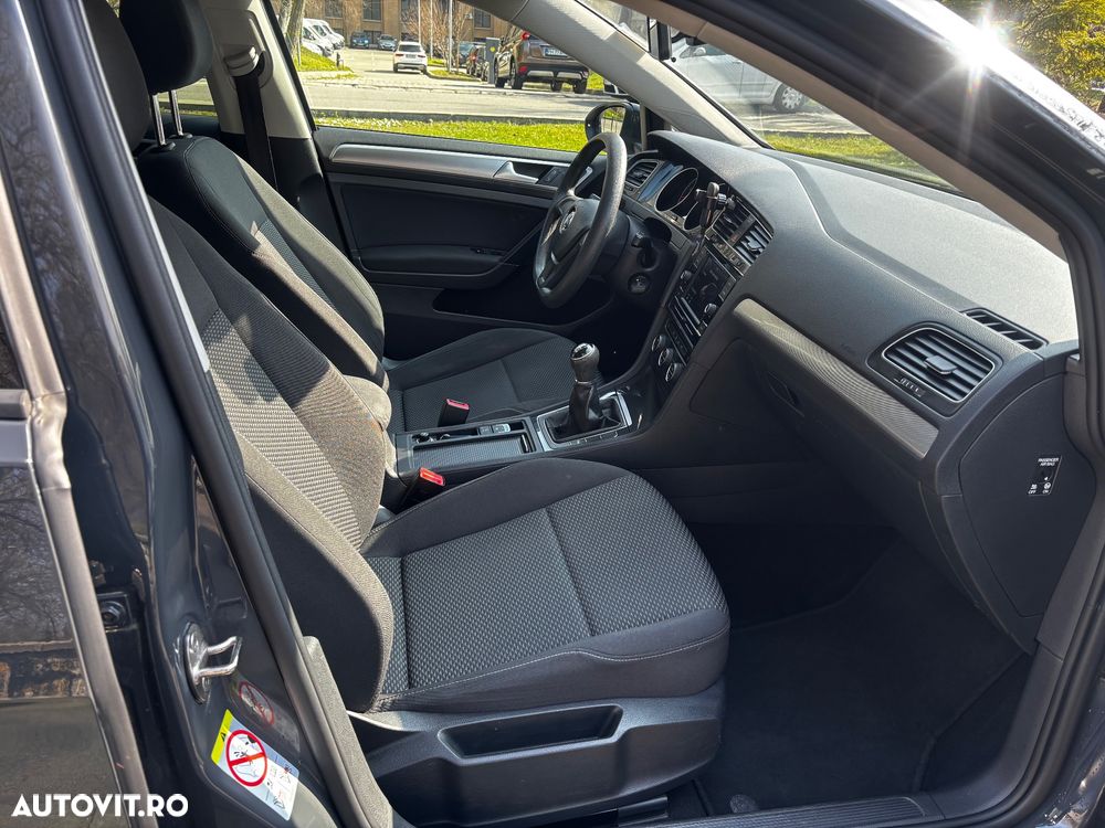 Volkswagen Golf 1.0 TSI Comfortline - 8