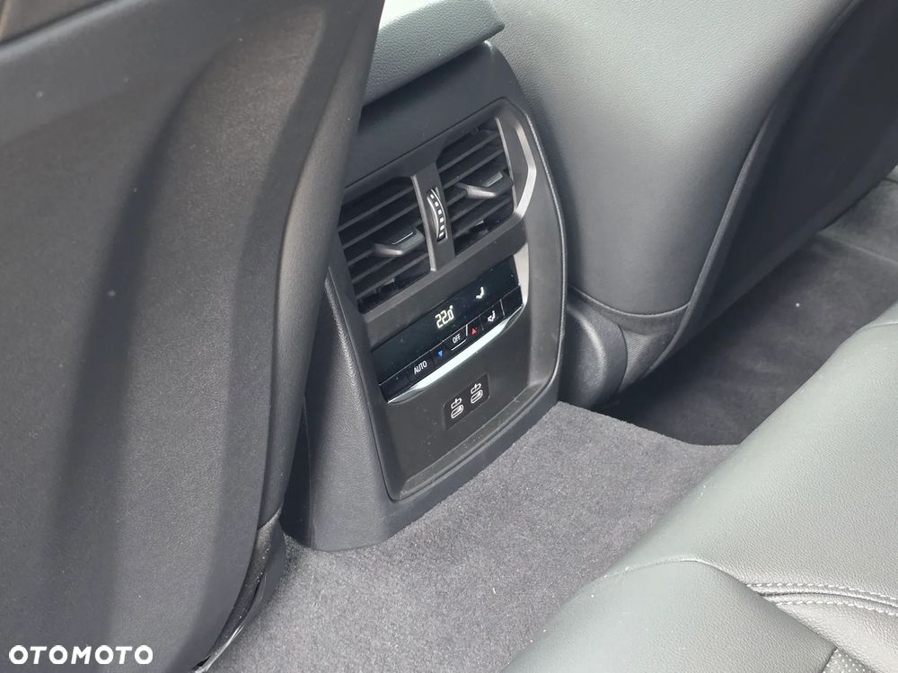 BMW Seria 4 420d xDrive mHEV M Sport - 18