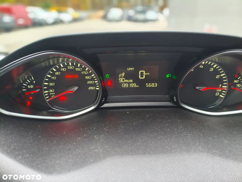 Peugeot 308 - 7