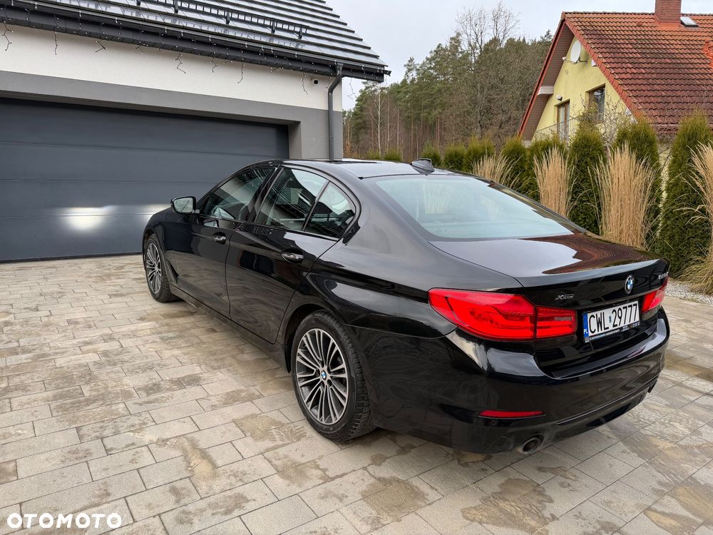 BMW Seria 5 520d xDrive Sport Line - 6