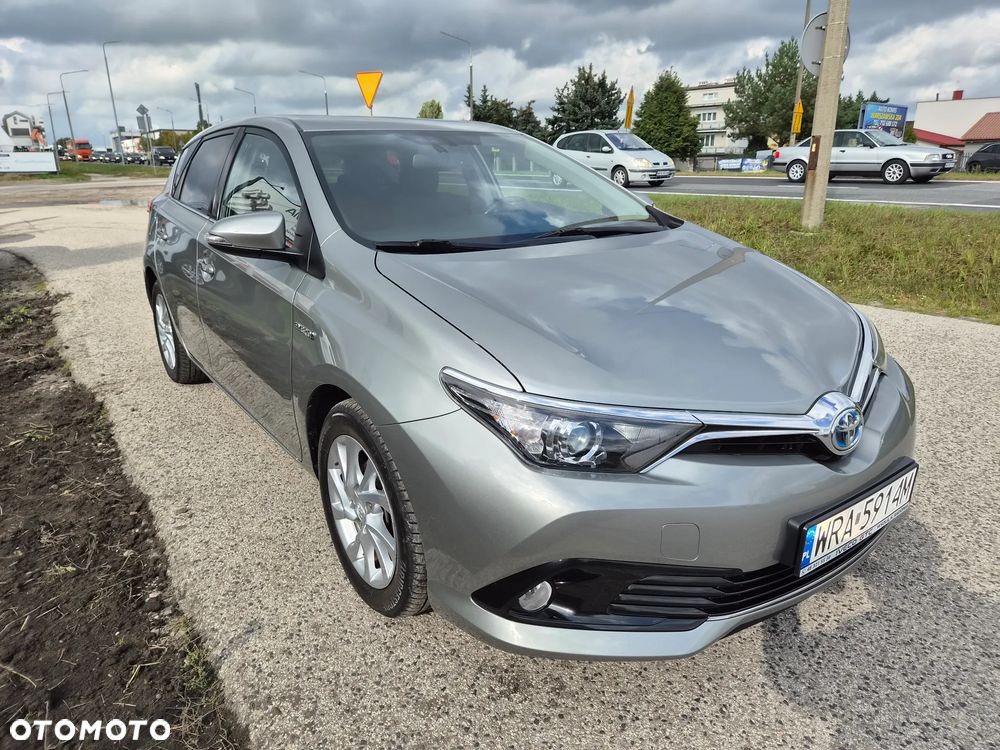 Toyota Auris 1.8 HSD Luna - 3