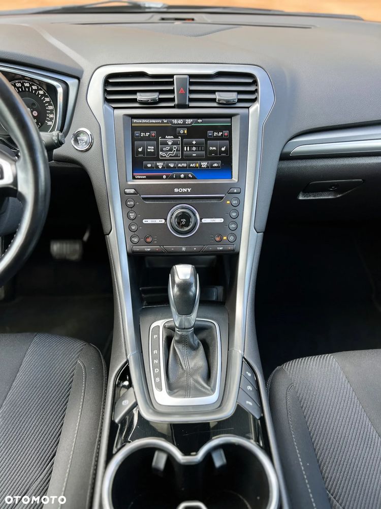 Ford Mondeo - 18
