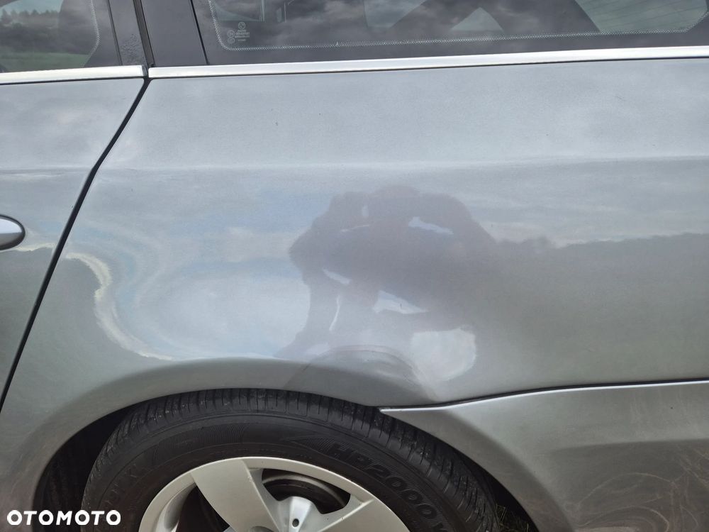 BMW Seria 5 520d - 24
