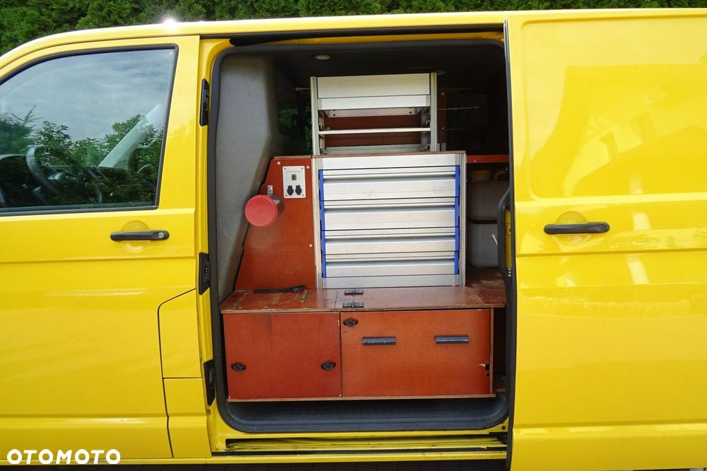 Volkswagen Transporter 2.0 TDI manual furgon serwisówka Sprowadzony - 13