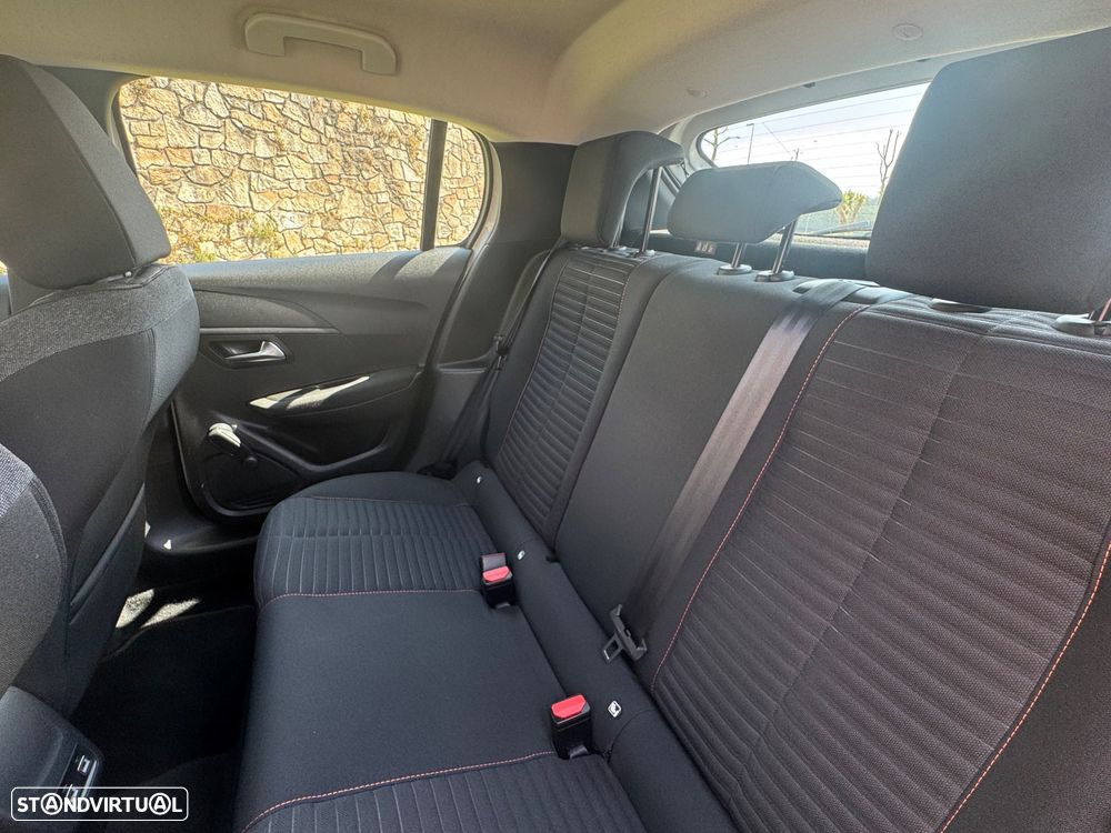 Peugeot e-208 Active Pack - 21