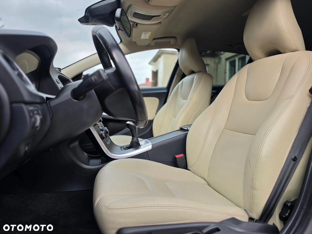 Volvo V60 - 1