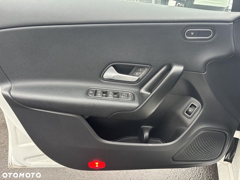 Mercedes-Benz CLA - 15