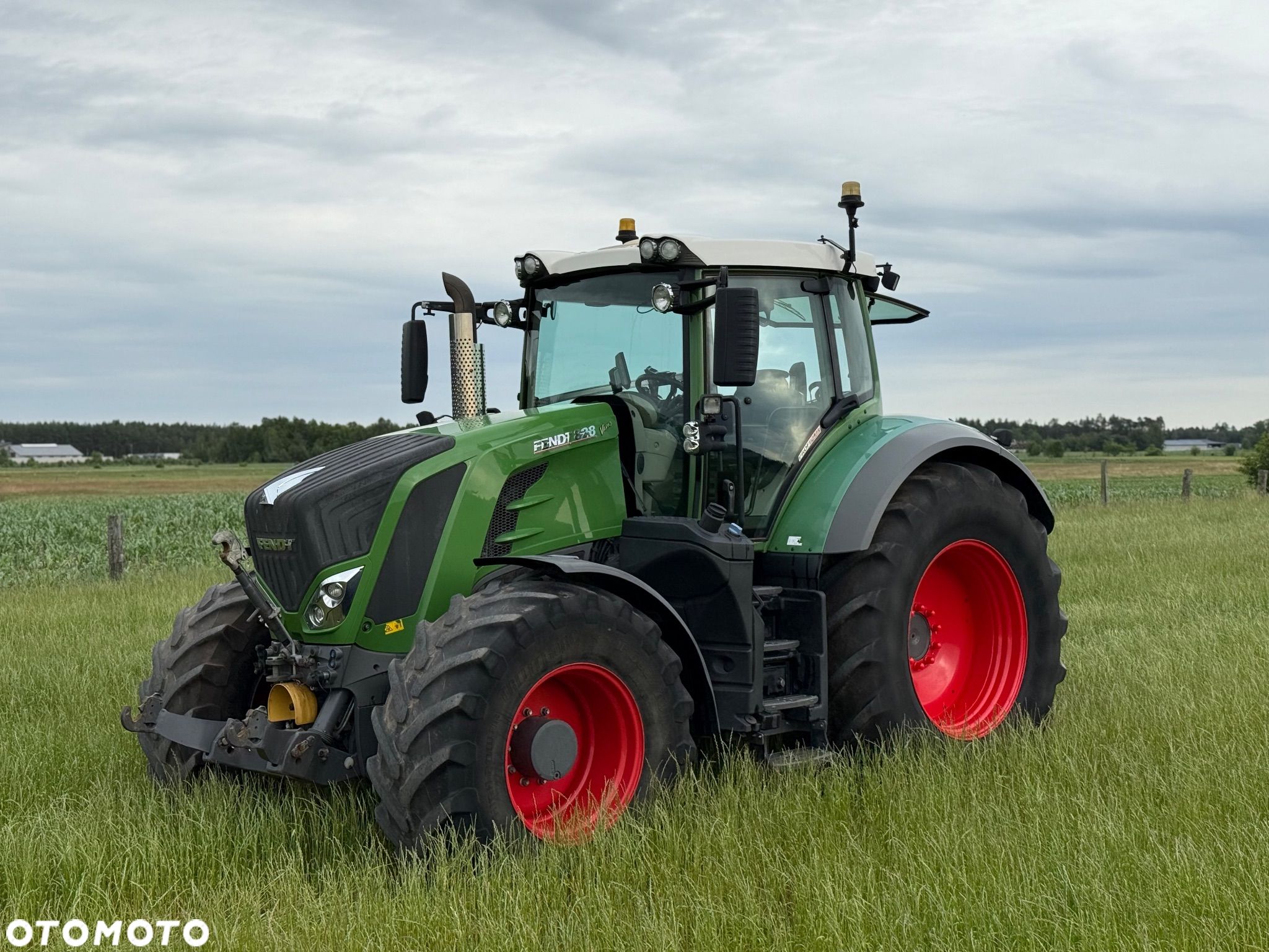 Fendt 828 Vario TMS TUZ WOM - 1