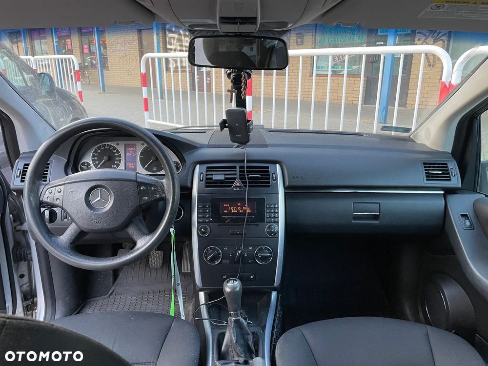 Mercedes-Benz Klasa B - 1