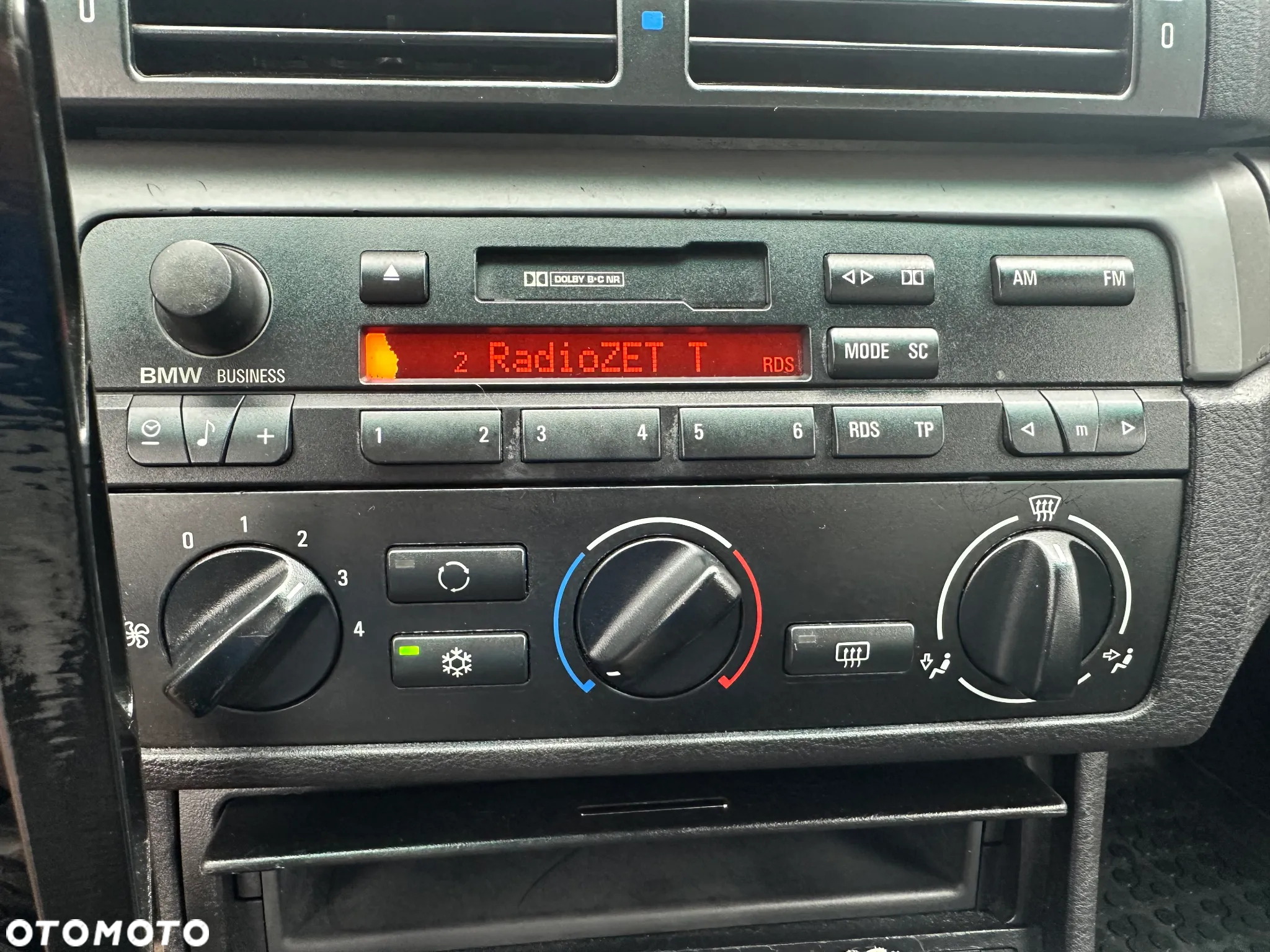 BMW Seria 3 330i - 33