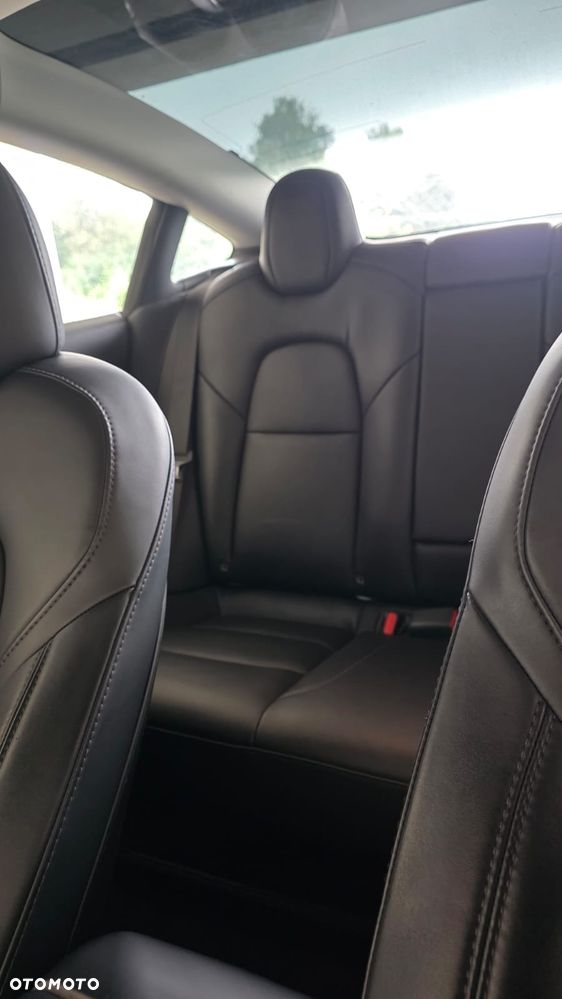 Tesla Model 3 Long Range RWD - 18