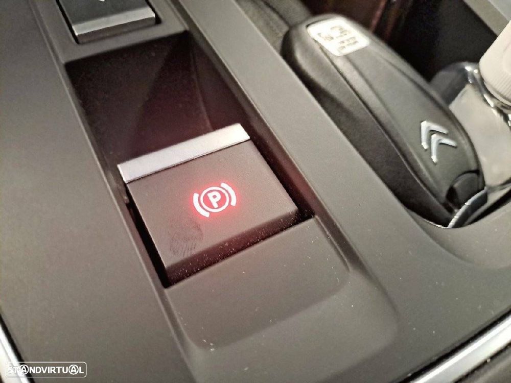 Citroën C5 Aircross 1.5 BlueHDi Plus EAT8 - 24