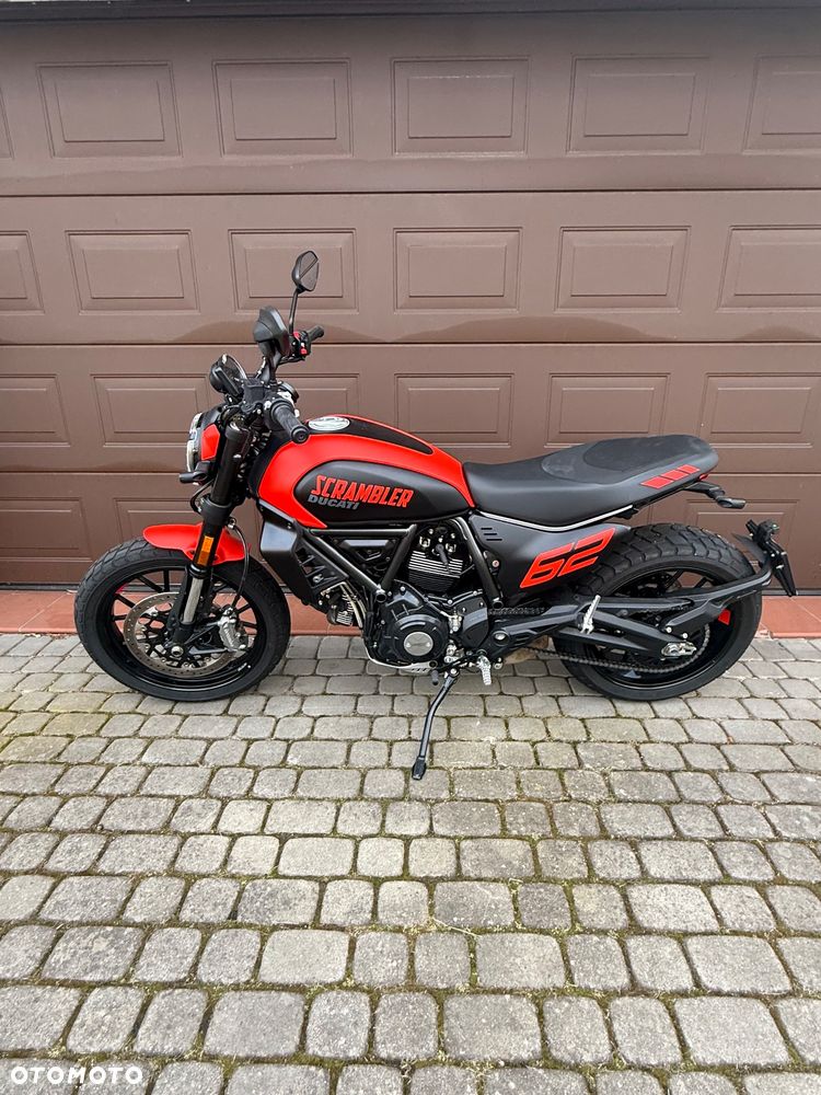 Ducati Scrambler - 1
