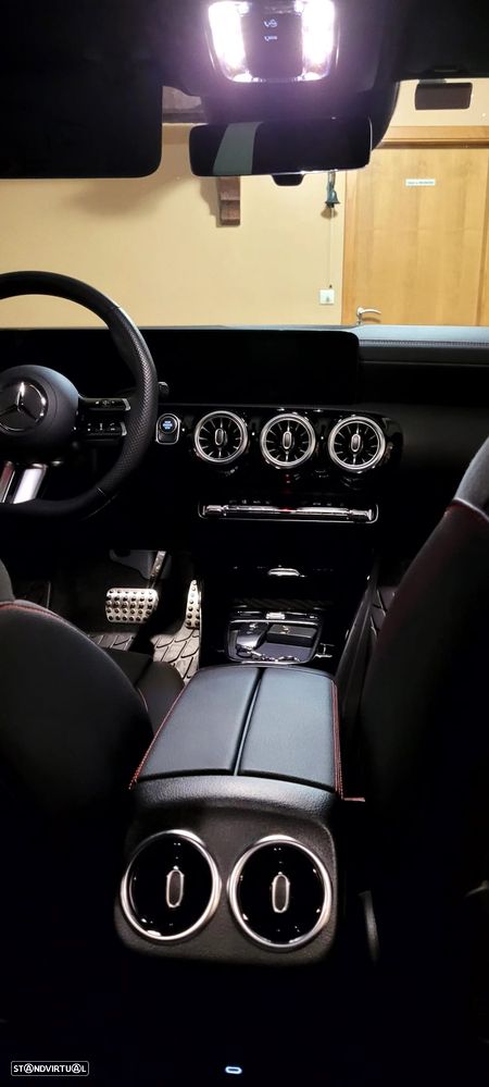 Mercedes-Benz CLA 250 e AMG Line - 12