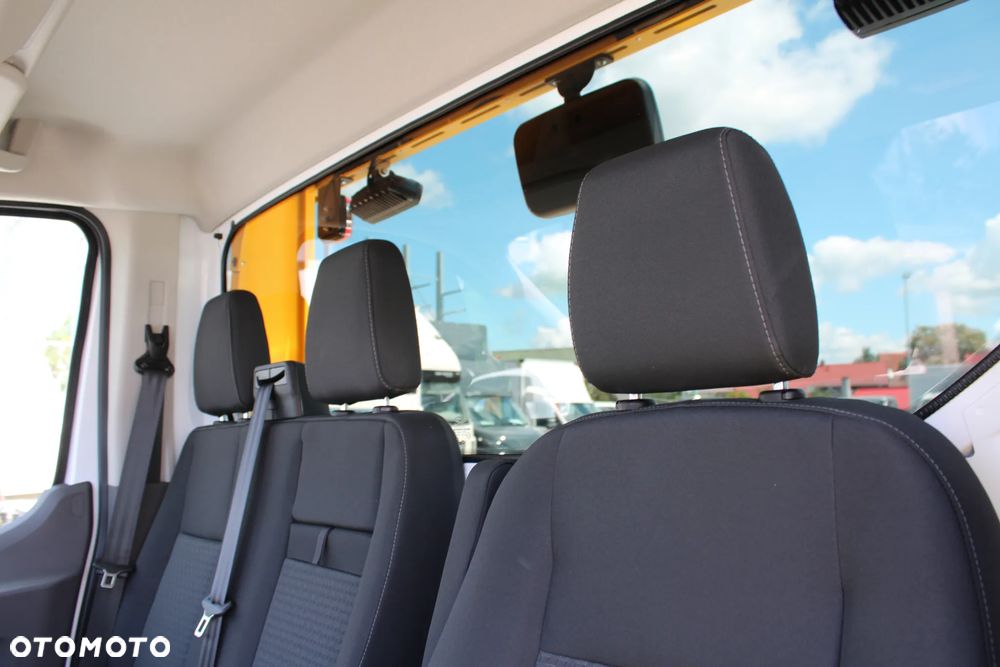 Ford Transit - 10