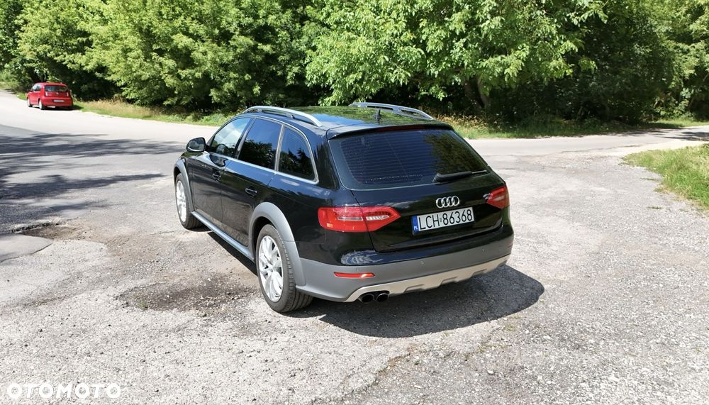 Audi A4 Allroad - 2
