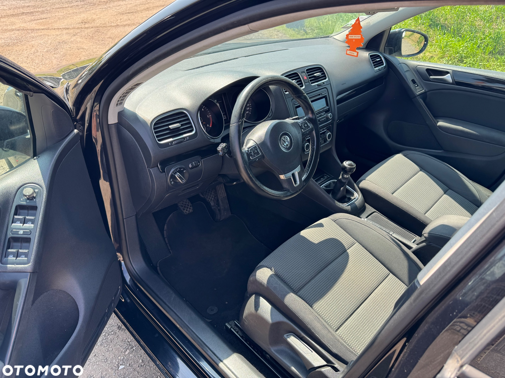 Volkswagen Golf 1.6 TDI DPF BlueMotion Technology Comfortline - 7