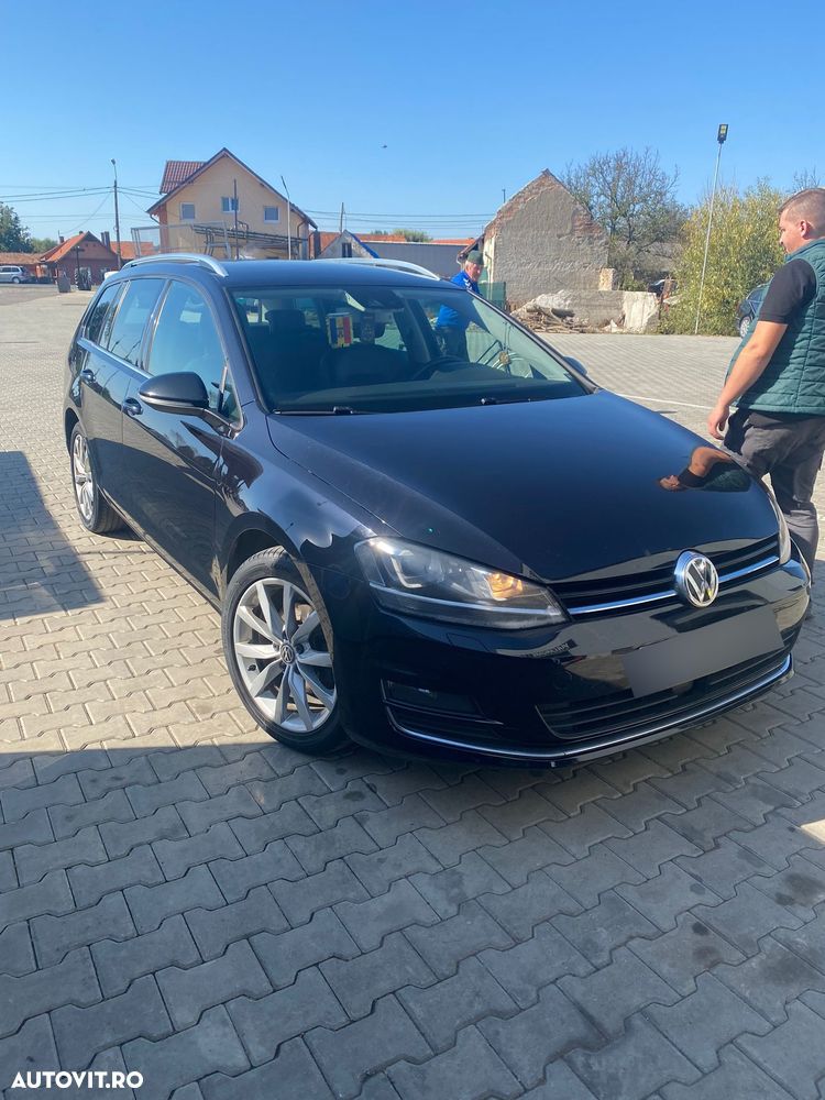 Volkswagen Golf 2.0 TDI DPF DSG Exclusive - 3
