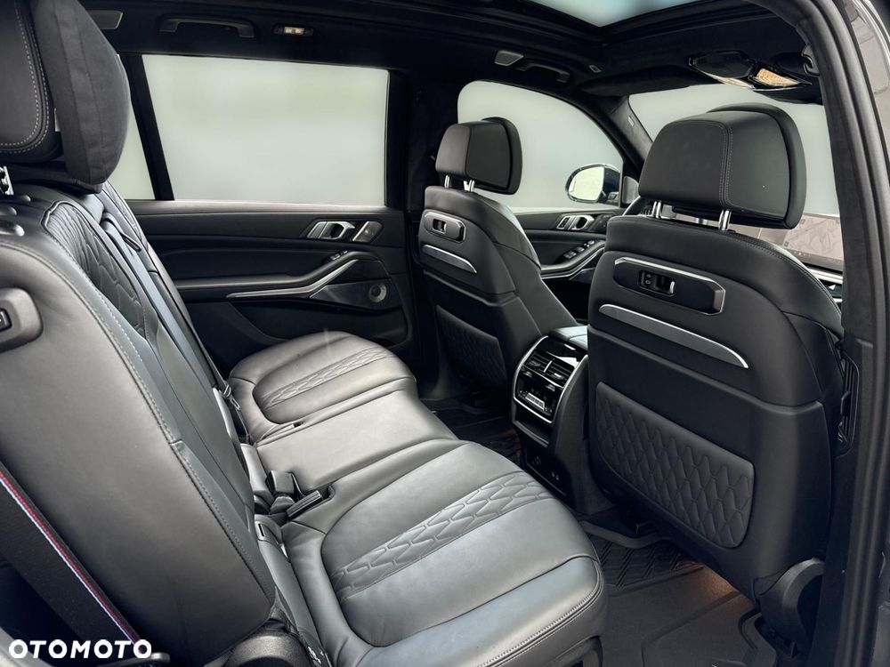 BMW X7 - 17