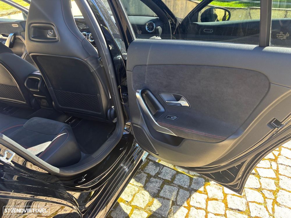 Mercedes-Benz A 250 e 8G-DCT AMG Line - 21