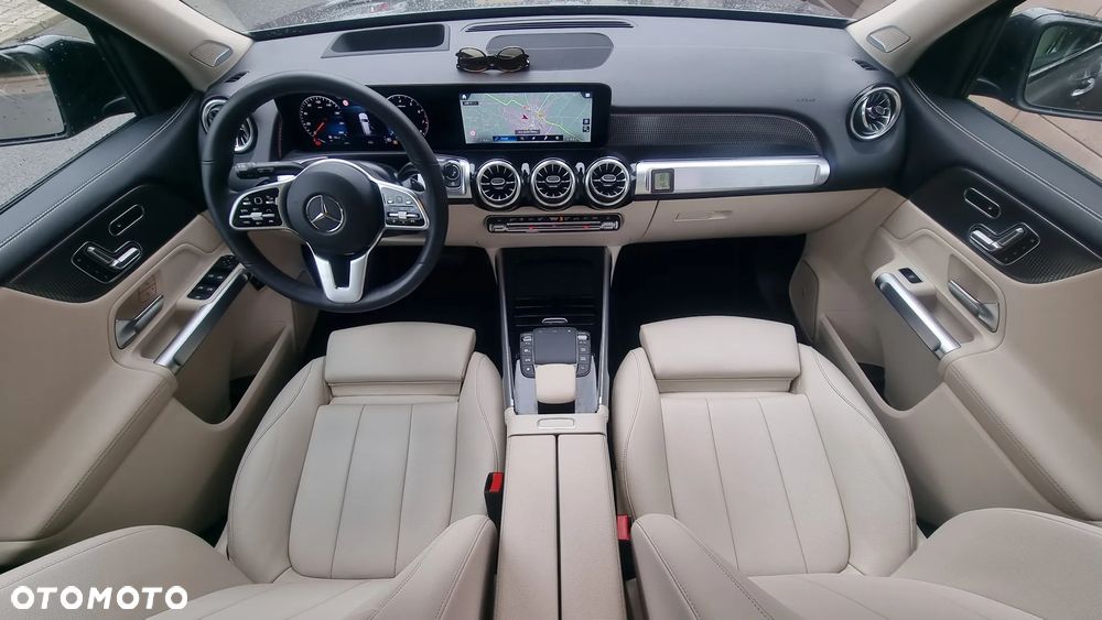 Mercedes-Benz GLB 250 4-Matic AMG Line 8G-DCT - 30
