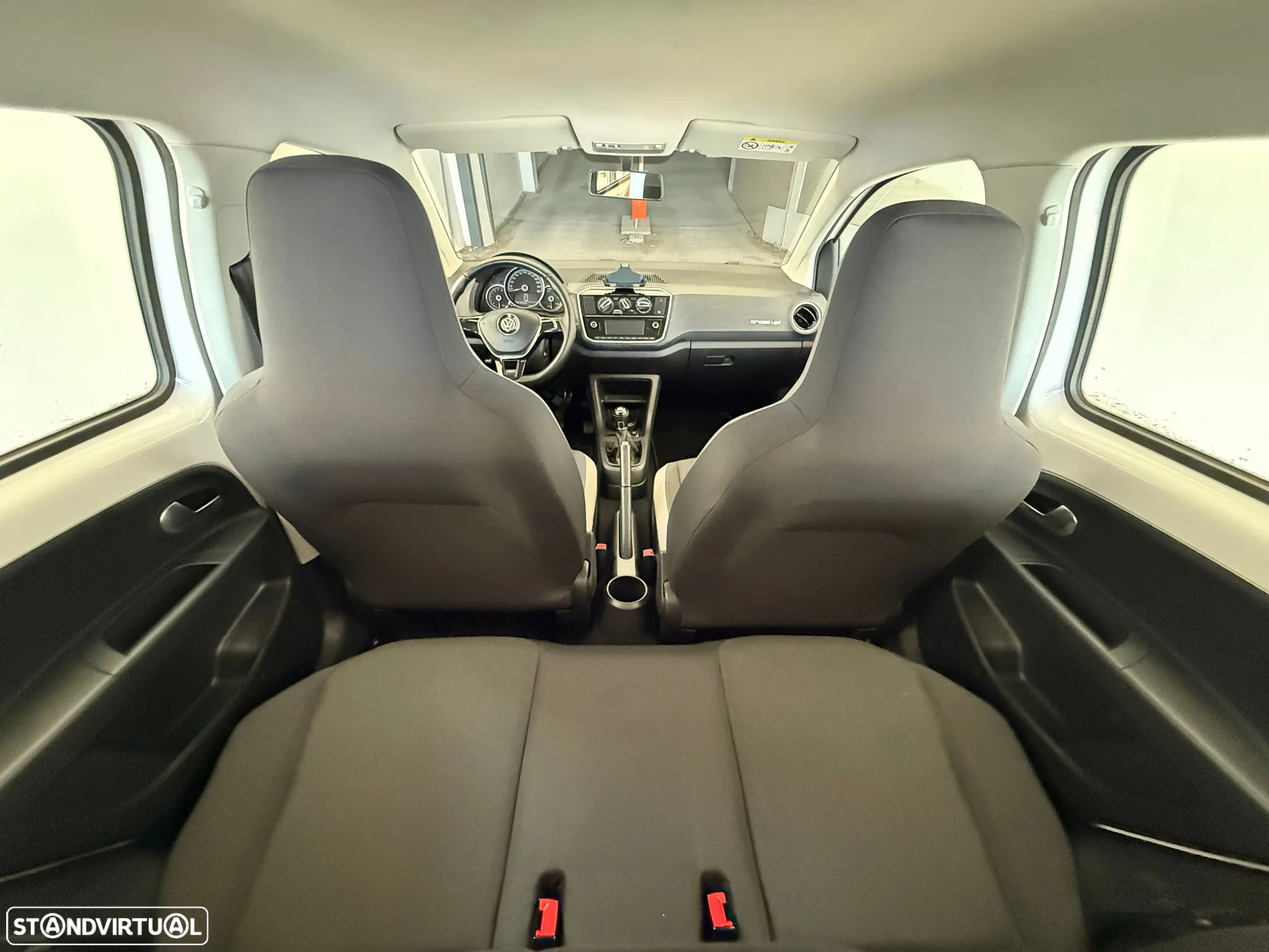 VW Cross Up! 1.0 BMT - 28