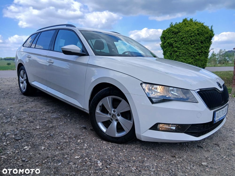 Skoda Superb 1.6 TDI Style - 38