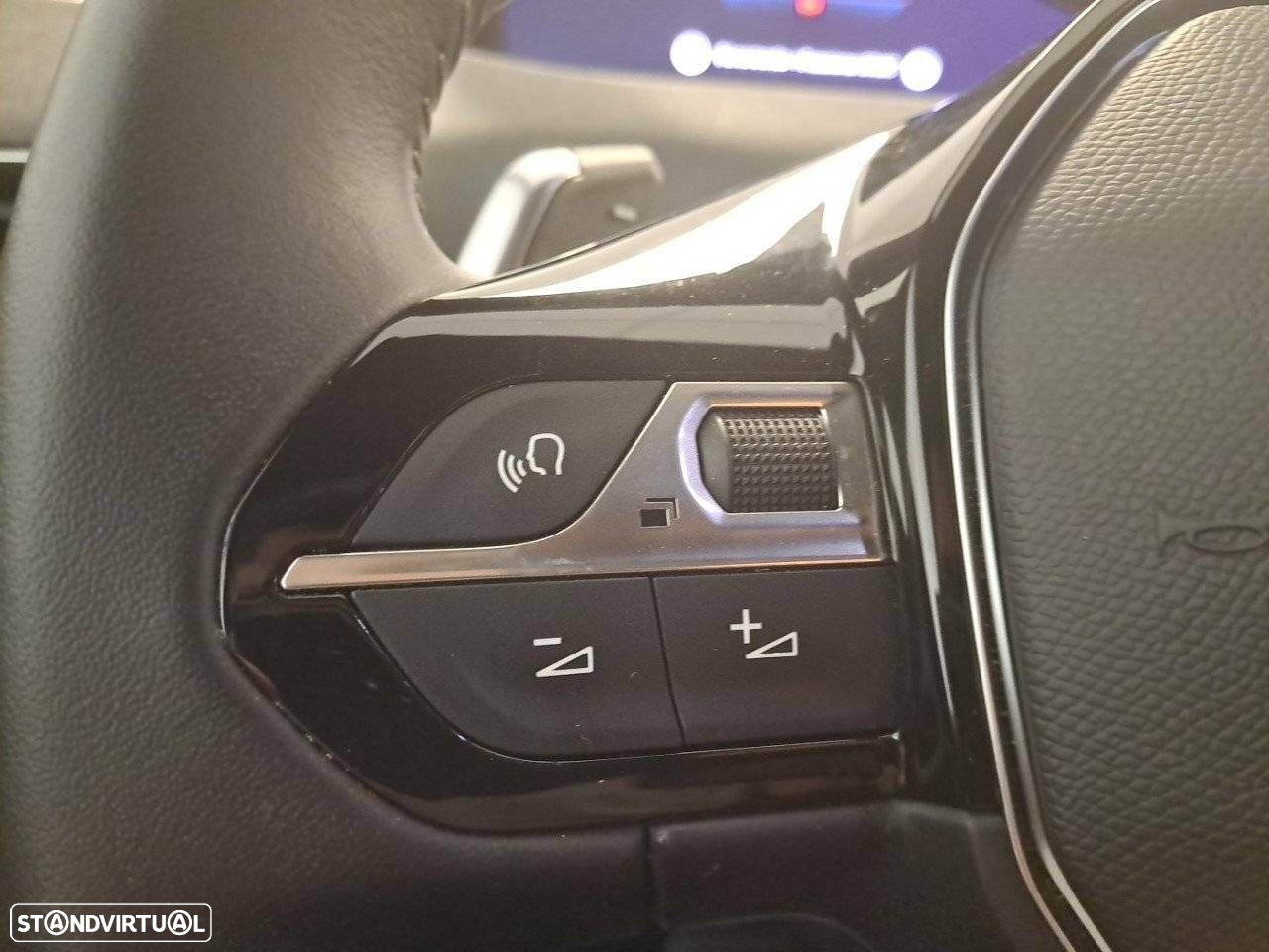 Peugeot 3008 1.5 BlueHDi Allure Pack EAT8 - 16
