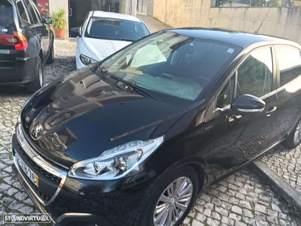 Peugeot 208 1.2 PureTech Style - 28