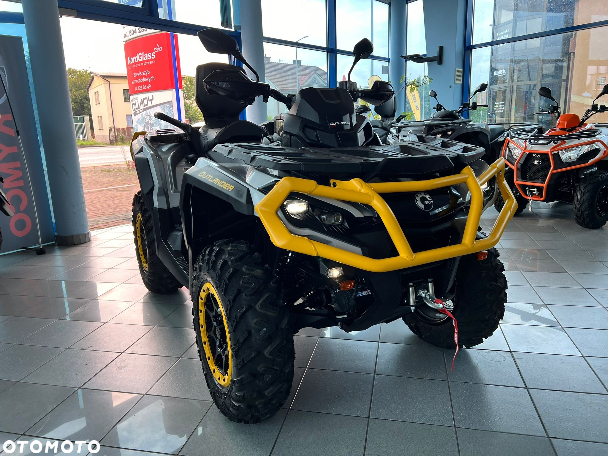 Can-Am Outlander Max - 10