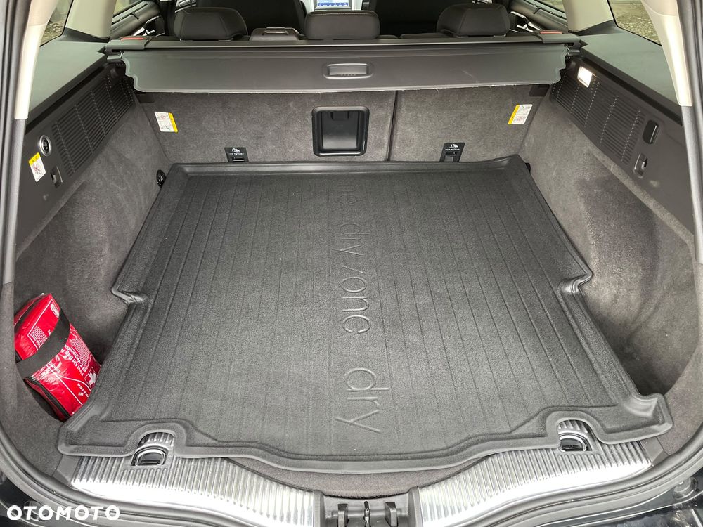 Ford Mondeo - 26