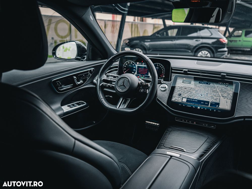 Mercedes-Benz E 300 4MATIC Aut. - 18