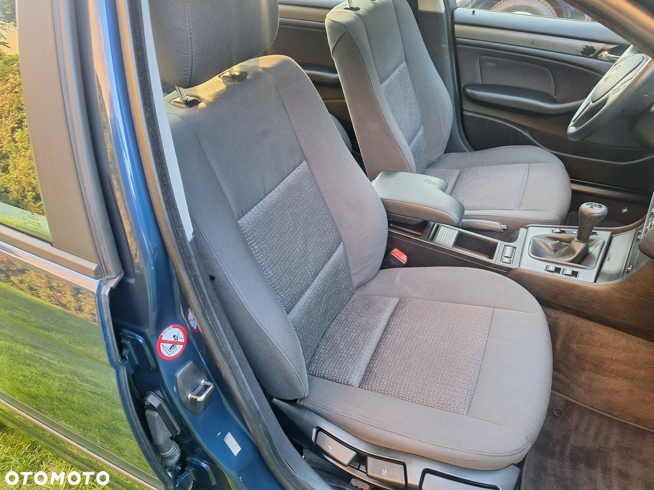 BMW Seria 3 318i Edition Exclusive - 17