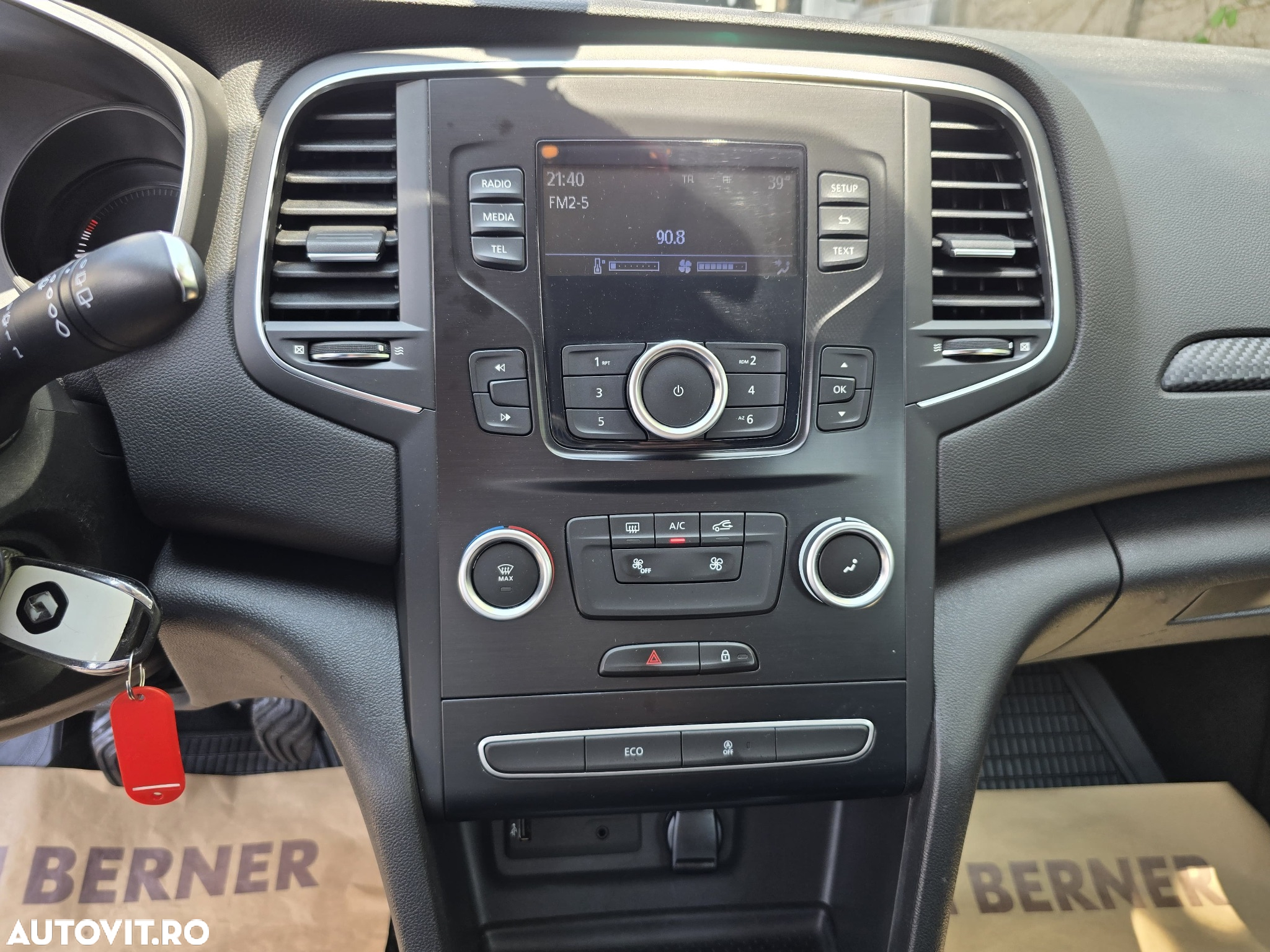 Renault Megane ENERGY TCe Life - 23