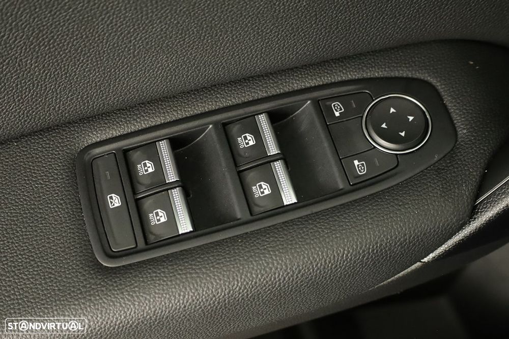 Renault Captur 1.0 TCe Techno Bi-Fuel - 22