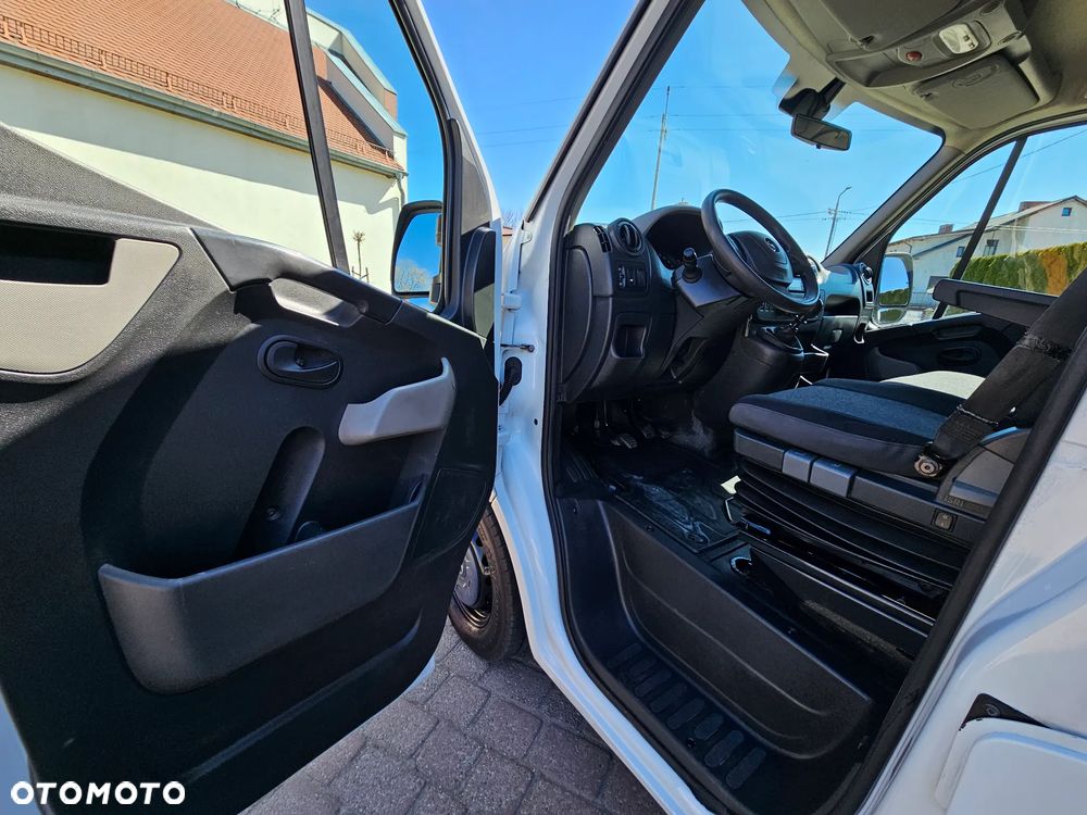 Opel MOVANO - 29