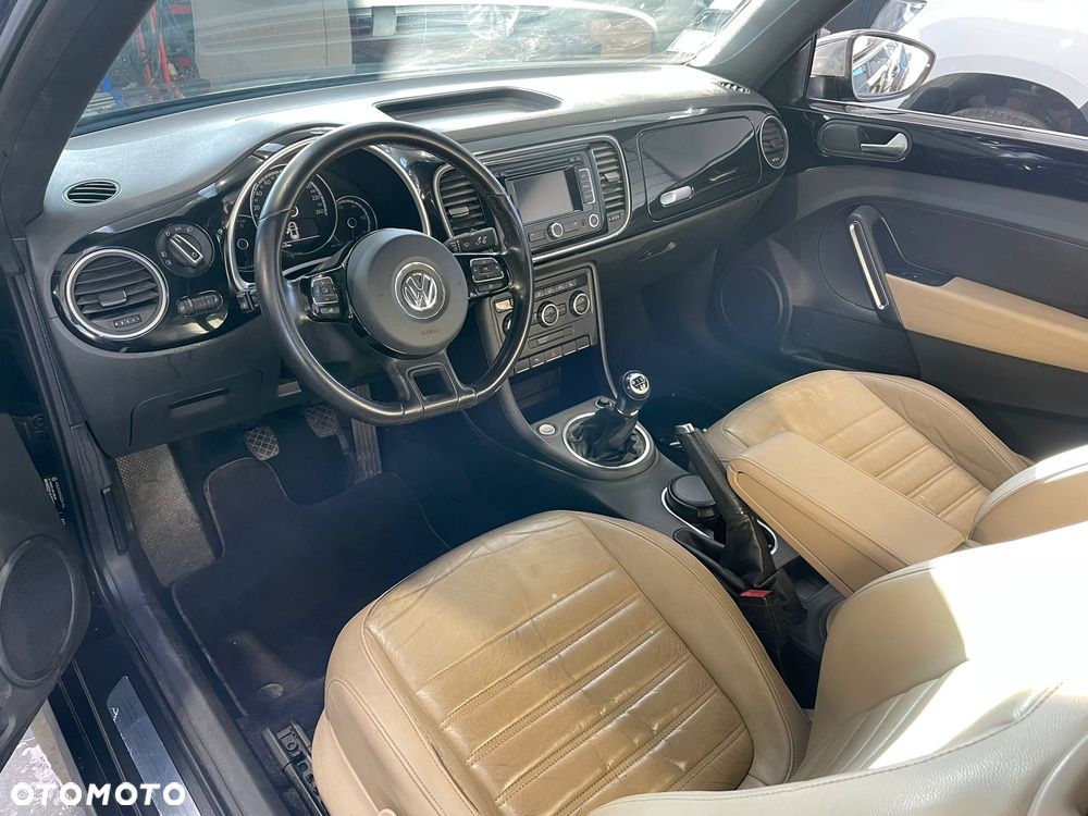 Volkswagen Beetle 1.6 TDI Exclusive Design - 28