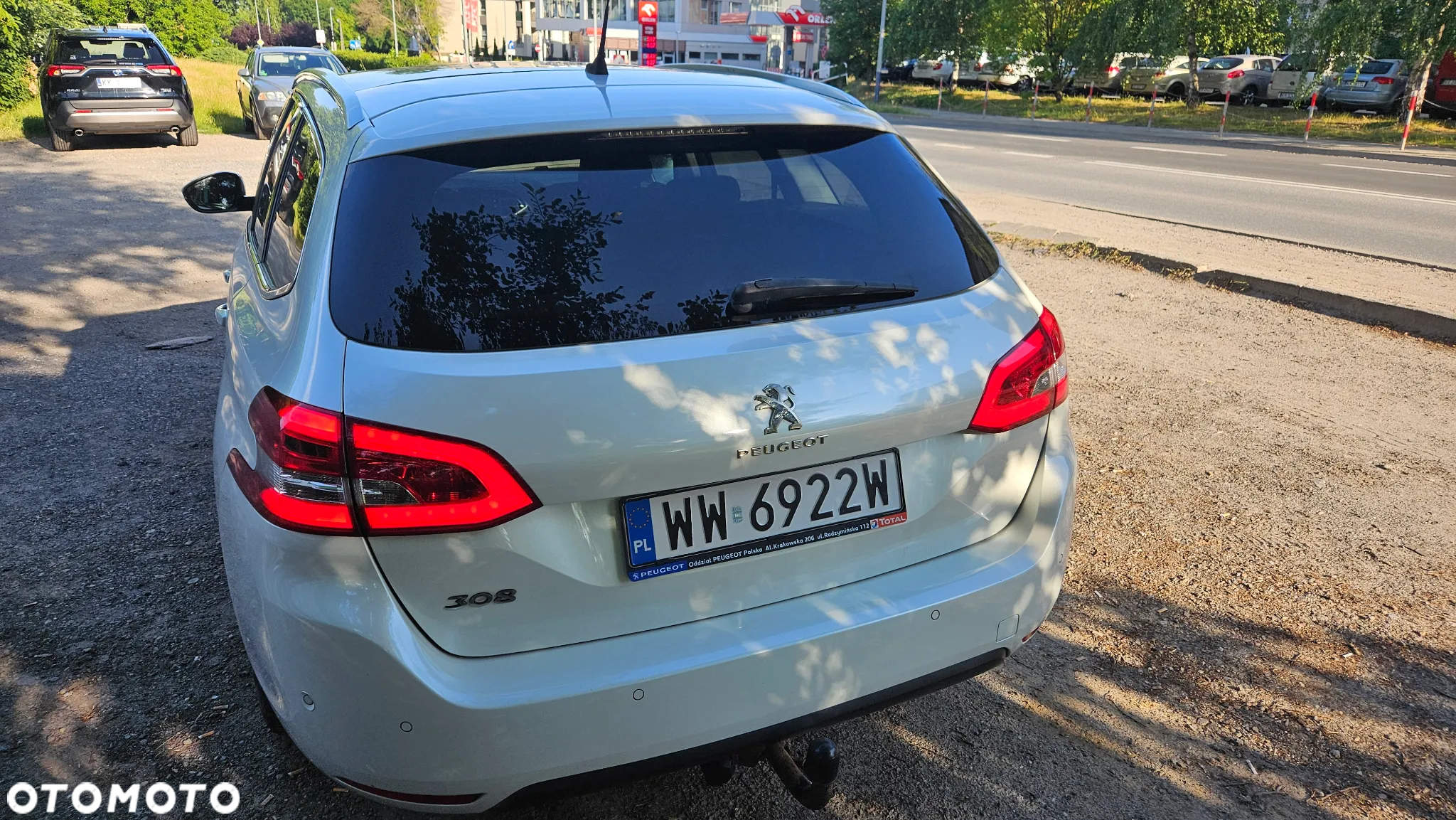 Peugeot 308 - 8