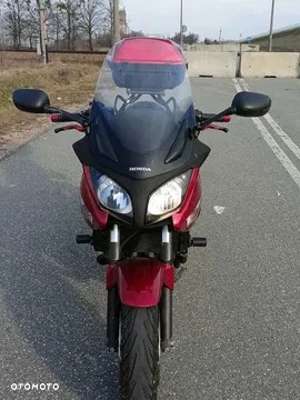 Honda CBF - 8