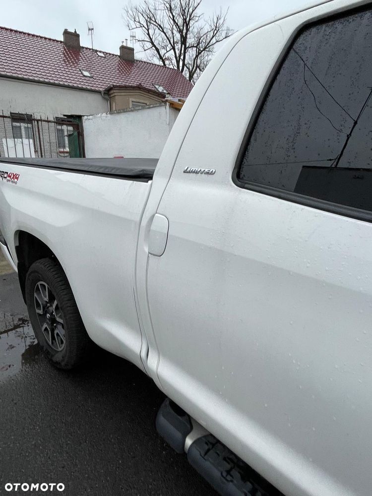 Toyota Tundra 5.7 4x4 Double Cab Limited - 18