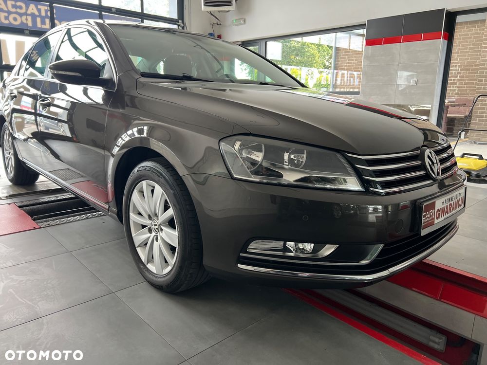 Volkswagen Passat 1.6 TDI (BlueMotion Technology) Comfortline - 9