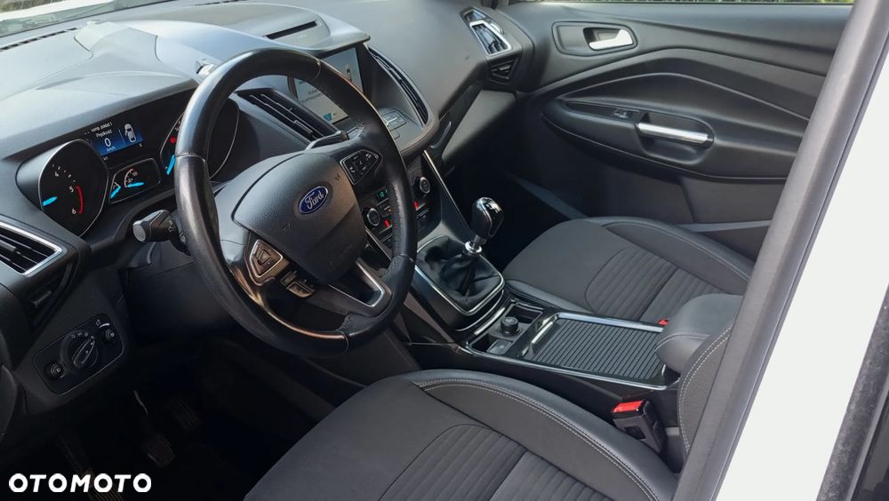 Ford Kuga 2.0 TDCi 4x4 Titanium - 15